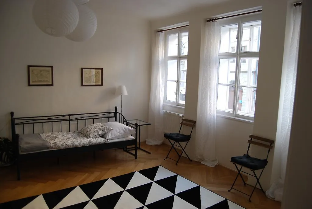 Trziste Apartment Prague